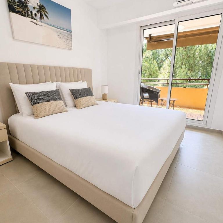 Appartement Chic - Terrasse et Plage a pied - Appartement - 3