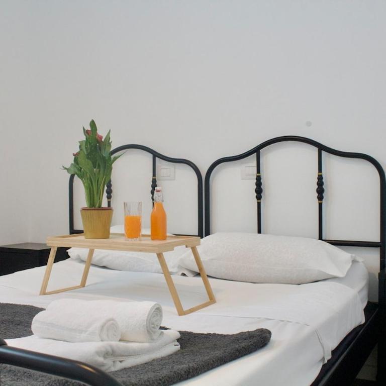Ample 2-BR Space 1 min to Romolo M2 - Appartamento con 1 Camera da Letto - 10