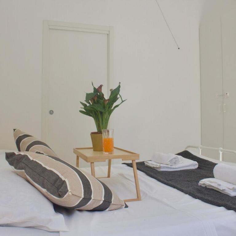 Ample 2-BR Space 1 min to Romolo M2 - Appartamento con 1 Camera da Letto - 11