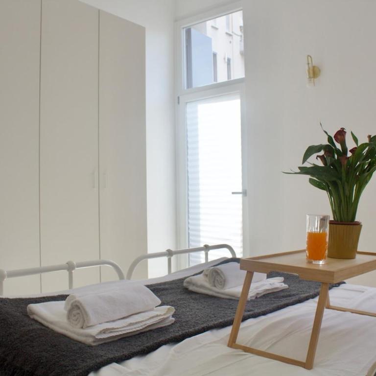 Ample 2-BR Space 1 min to Romolo M2 - Appartamento con 1 Camera da Letto - 12