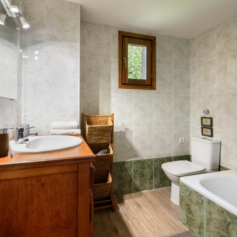 Casa Rural Uria - Three-Bedroom Apartment - 7