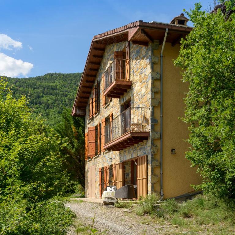 Casa Rural Uria - Three-Bedroom Apartment - 9