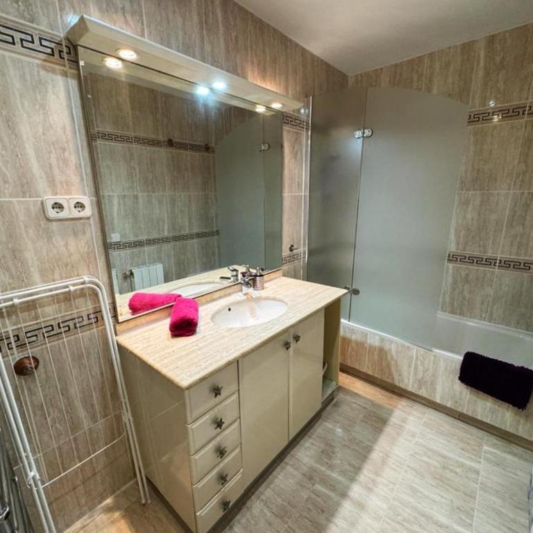 Rooms Calàbria114 - Habitación Doble con baño privado - 3