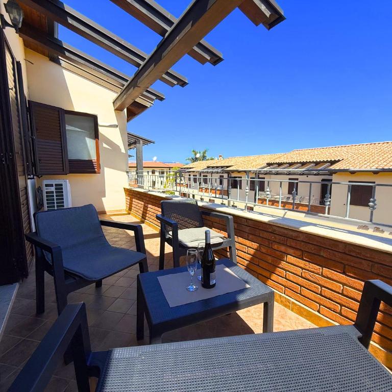 23 NODI SKYLINE - with FREE parking - Appartamento Deluxe con 2 Camere da Letto e Balcone - 10