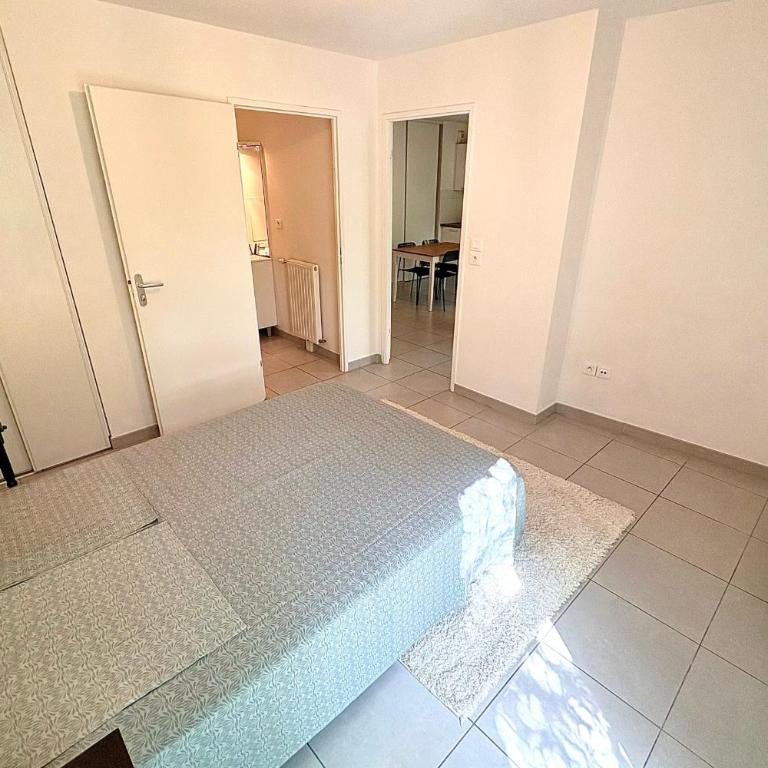 Apartment with terrace in Nantes - Apartment - 9