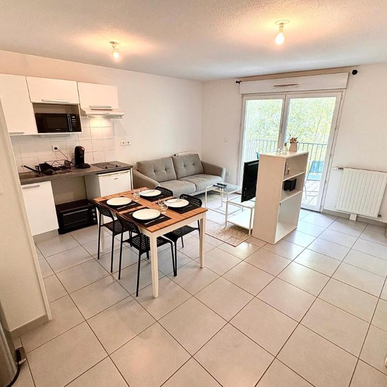 Apartment with terrace in Nantes - Apartment - 1