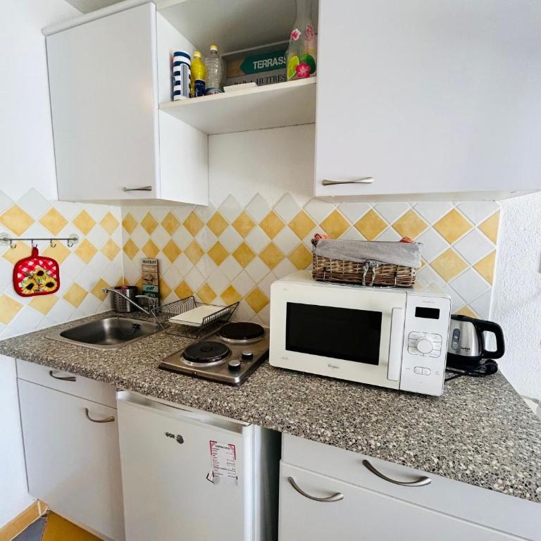 Vittoria Immobilier 6 -REGLEMENT SUR PLACE - chèques vacances acceptés - Monolocale con Terrazza - 5