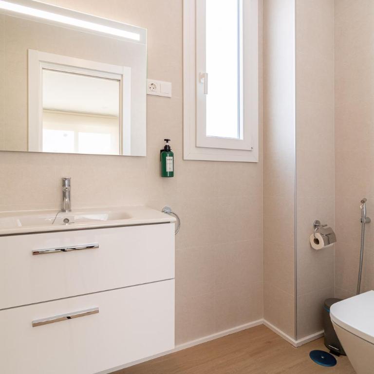 Berrocal Signature Apartments - Studio - 4