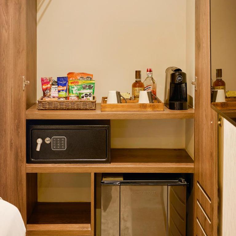 Golden Valley Hotel - Superior Suite - 1