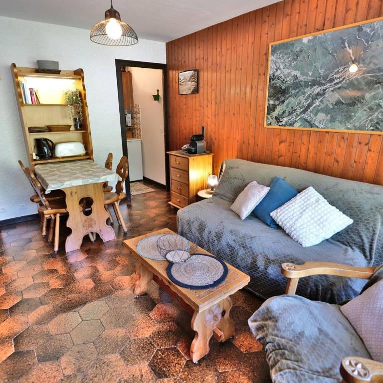 Studio cosy ski aux pieds avec balcon, garage, et 300m des commerces (4 pers, 27m²) - FR-1-458-105 - Studio - 13