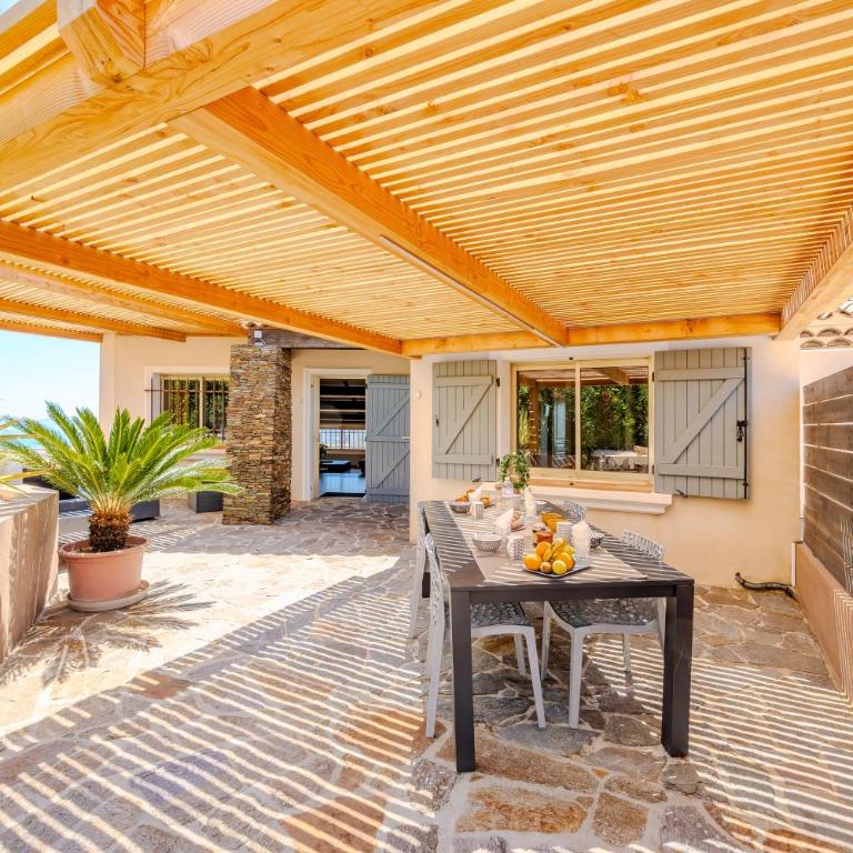 SUPERBE APPARTEMENT "HAUT de VILLA", VUE MER PANORAMIQUE, PISCINE - Maison 2 Chambres - 18