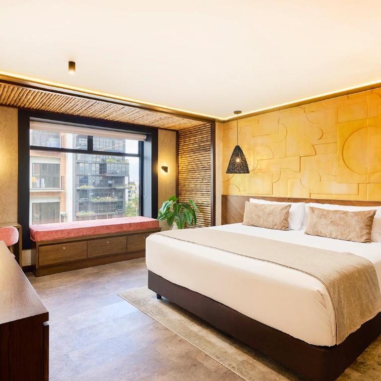 Golden Valley Hotel - Deluxe Suite - 1