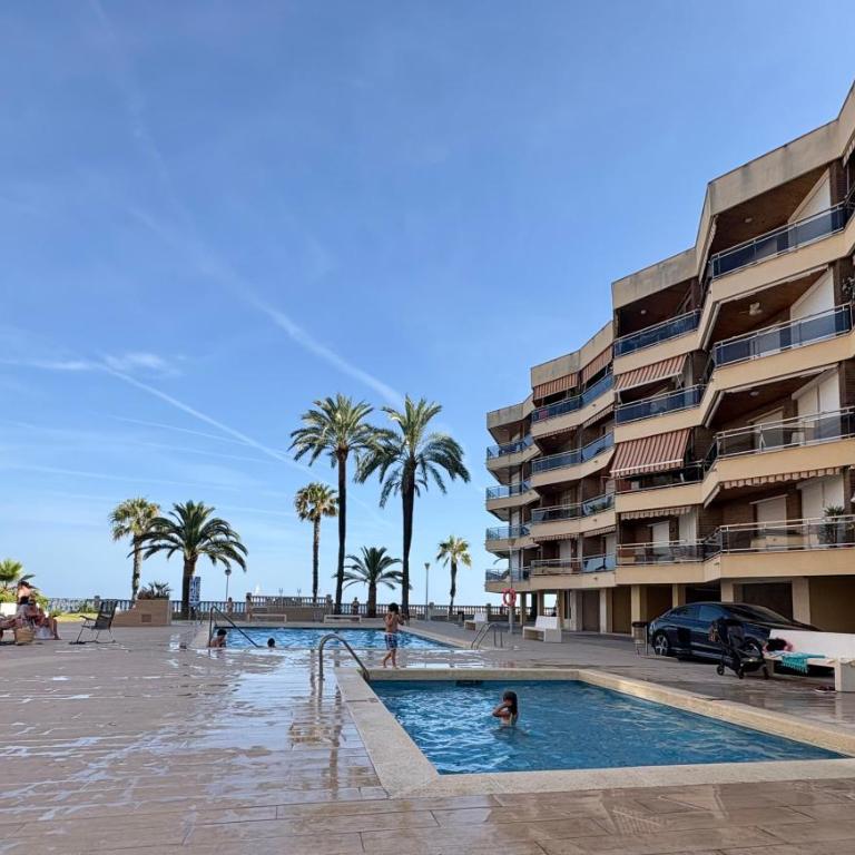 Apartamento frente al mar con WIFI y parking. - Appartement 3 Chambres - 4