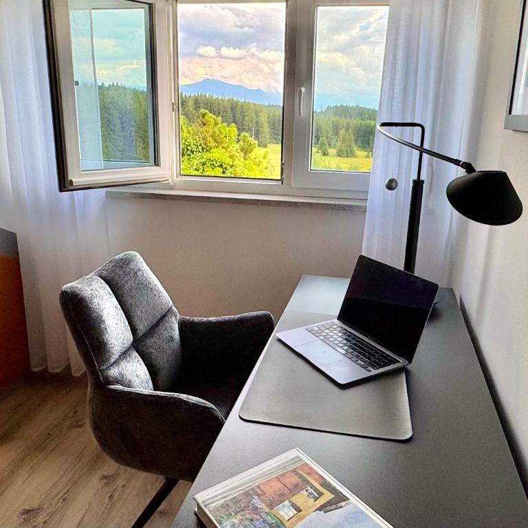 LuxLife - Panorama Bergblick, Sauna, Balkon, Luxus Pur - Apartment mit 2 Schlafzimmern - 38