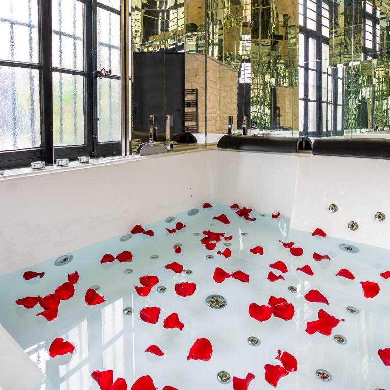 Duplex with Jacuzzi l 15 min from Montmartre - Appartement 2 Chambres Deluxe - 52