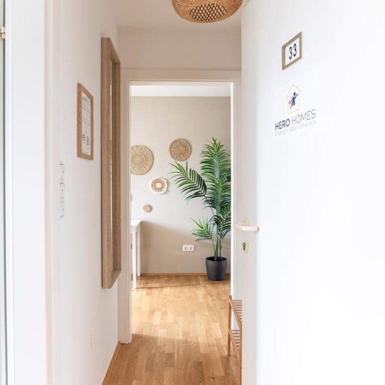 Schlossberg Panorama Studio - 1 BR & Lift & Free Parking by HERO HOMES Graz - One-Bedroom Apartment - 21