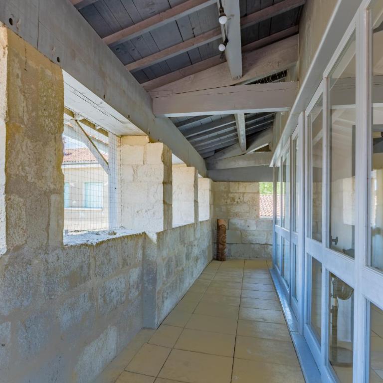 Célestin - Charming Historic Stone Duplex with Private Patio & Air Conditioning - Appartement 3 Chambres - 20