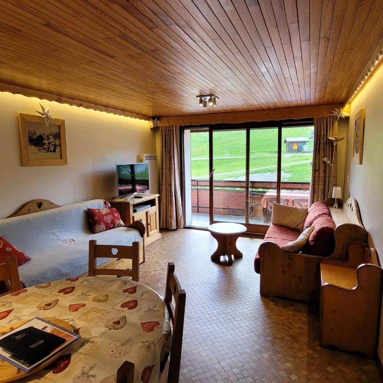 Appartement T2 cosy au pied des pistes avec parking - FR-1-598-65 - Appartement (4 Adultes) - 1