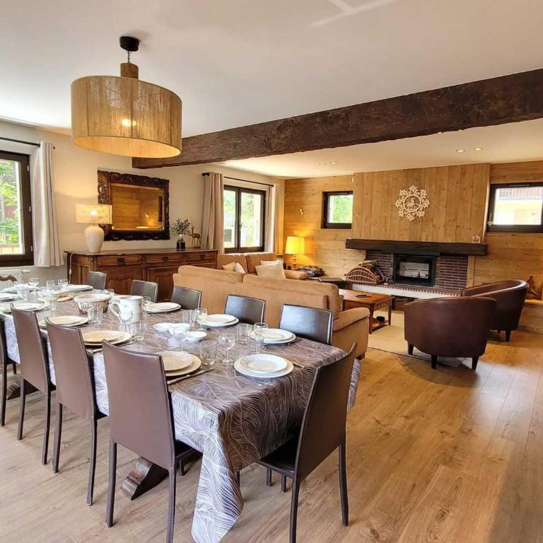 Chalet familial rénové, proche centre, capacité 12, parking, WiFi - FR-1-598-195 - Chalet - 13