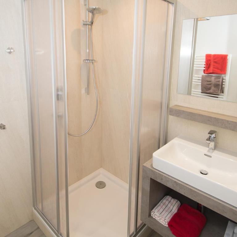 Gästehaus Schönberg - Apartment mit 1 Schlafzimmer - 3