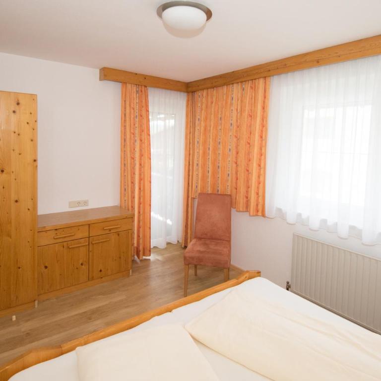 Gästehaus Schönberg - Apartment mit 1 Schlafzimmer - 2
