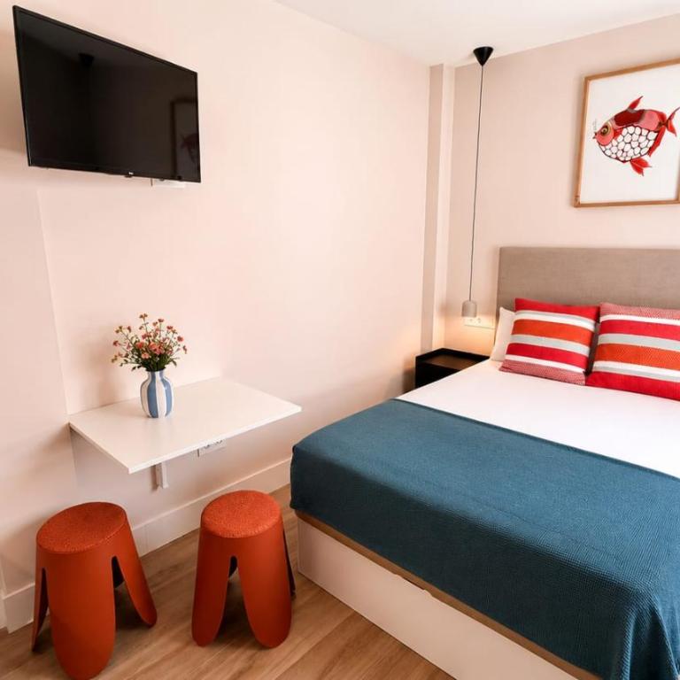 10ToSea Premium Hostal - Standard Double Room - 2