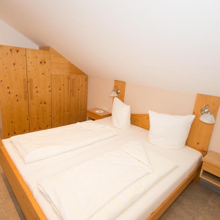 Gästehaus Schönberg - Apartment mit 1 Schlafzimmer - 2