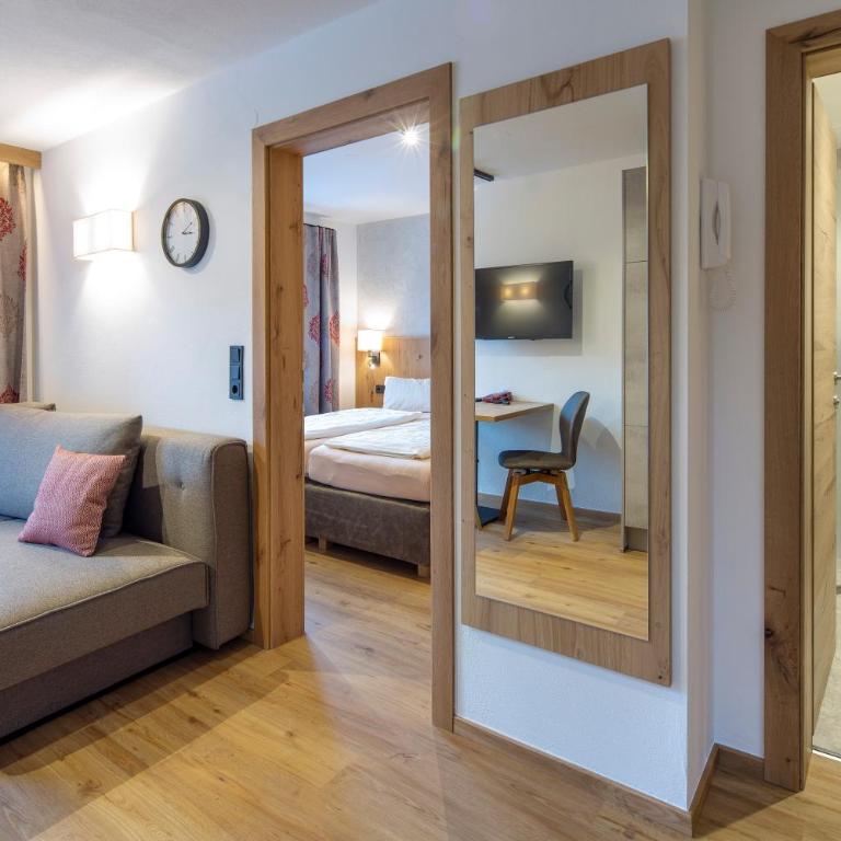 Hotel Gasthof Obermair - Apartment mit Balkon - 4