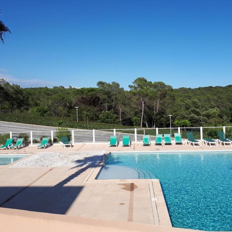 T3 Grande Terrasse, Plancha, Vue Piscine, Soleil - Appartement 2 Chambres - 10