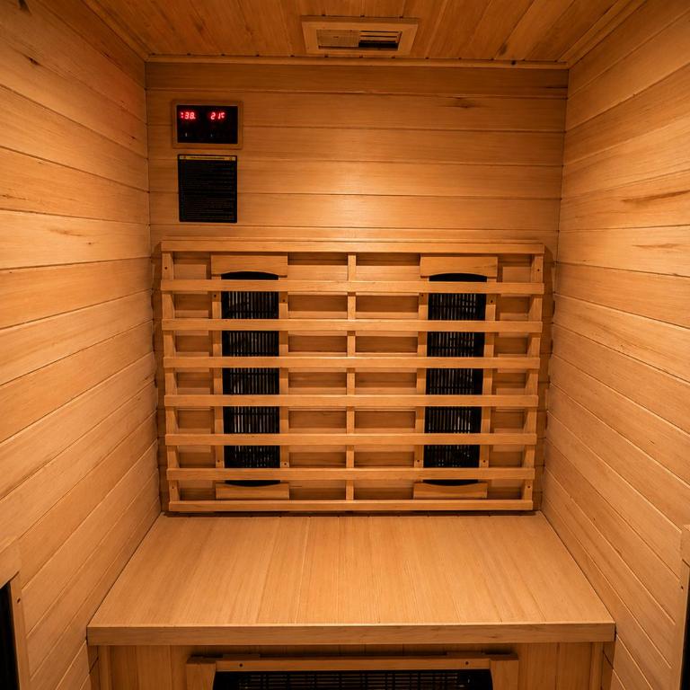 Eaux Spa Suites - Zimmer mit Queensize-Bett und Whirlpool-Badewanne - 11