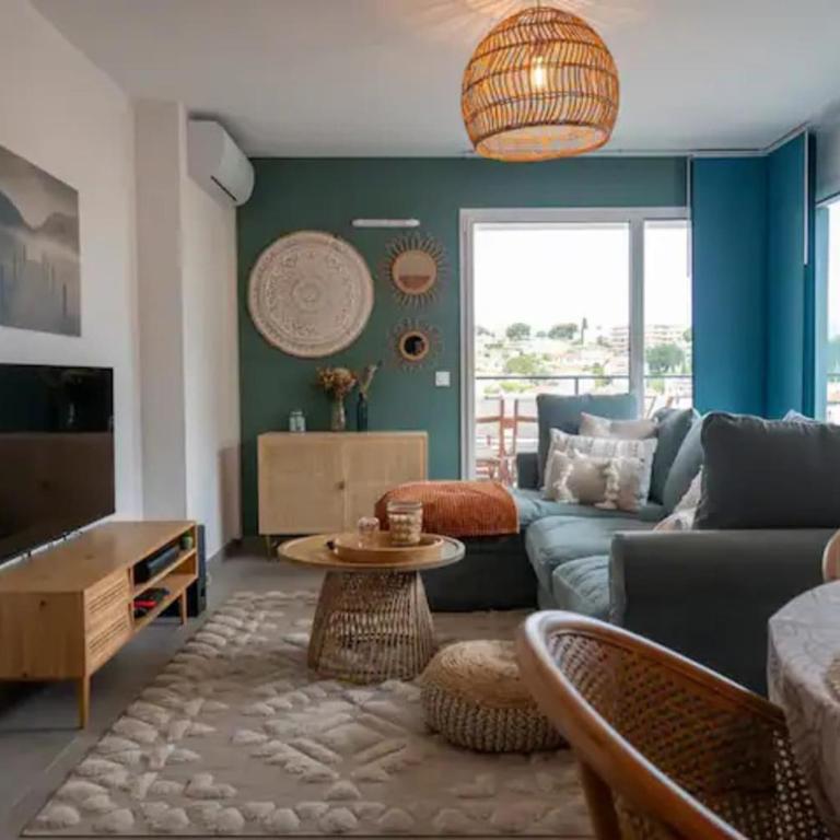 Apartment with mountain views in Antibes - Apartment - 3