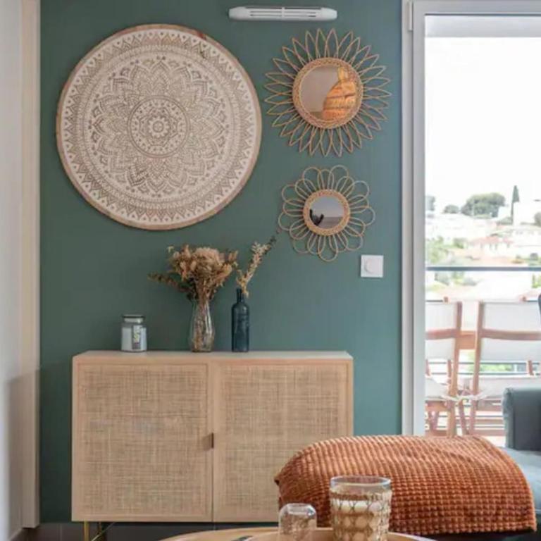 Apartment with mountain views in Antibes - Apartment - 9