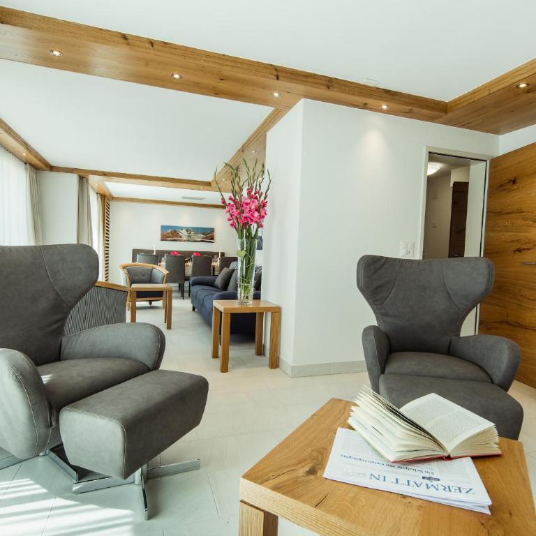 Chalet Sonnegg - Maisonette-Apartment mit 4 Schlafzimmern - 7