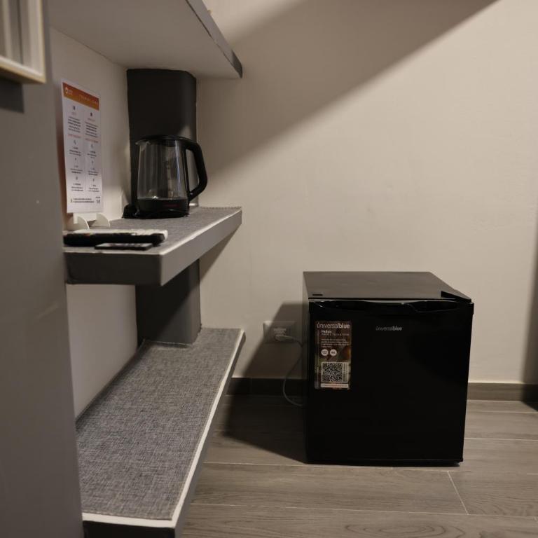 Europa INN - Deluxe Double Room with Shower - 7