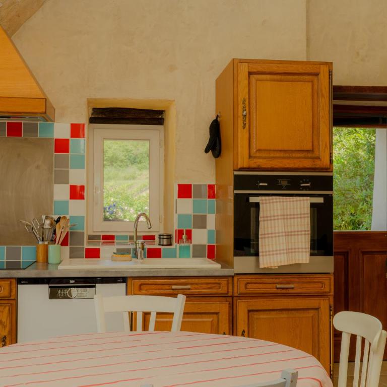 La Souche Fleurie, Cottage Lucien - Maison de Vacances 3 Chambres - 9