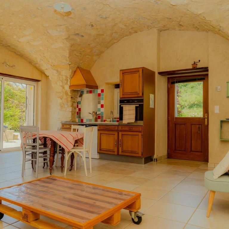 La Souche Fleurie, Cottage Lucien - Maison de Vacances 3 Chambres - 37