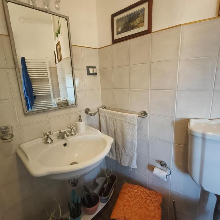 Sun & Beach - Double Room with Private Bathroom - 9