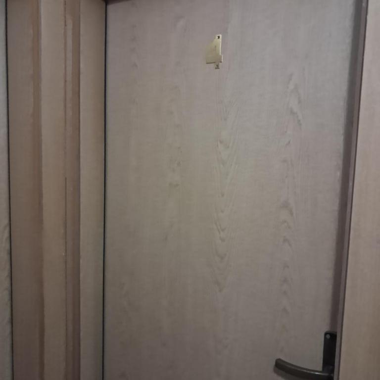 Bascarsija Guesthouse - Private Bath, TV & AirCon - Trokrevetna Soba sa Sopstvenim Kupatilom - 1