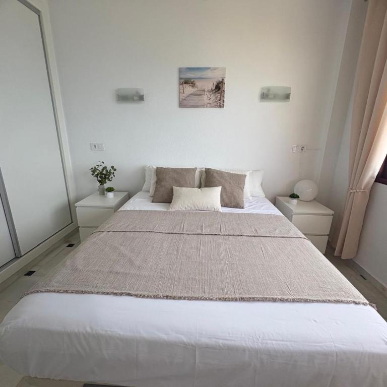 Sea Front View with Pool Paddle and Tennis Mijas - Apartamento de 1 dormitorio - 8