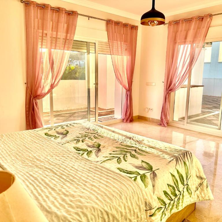 Duplex-penthouse with stunning panoramic view - Suite con vistas a la montaña - 21