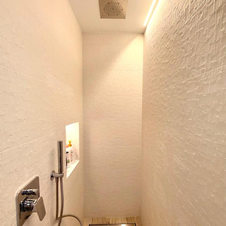 Domus Larius - Lake Apartment - Two-Bedroom Apartment - 17