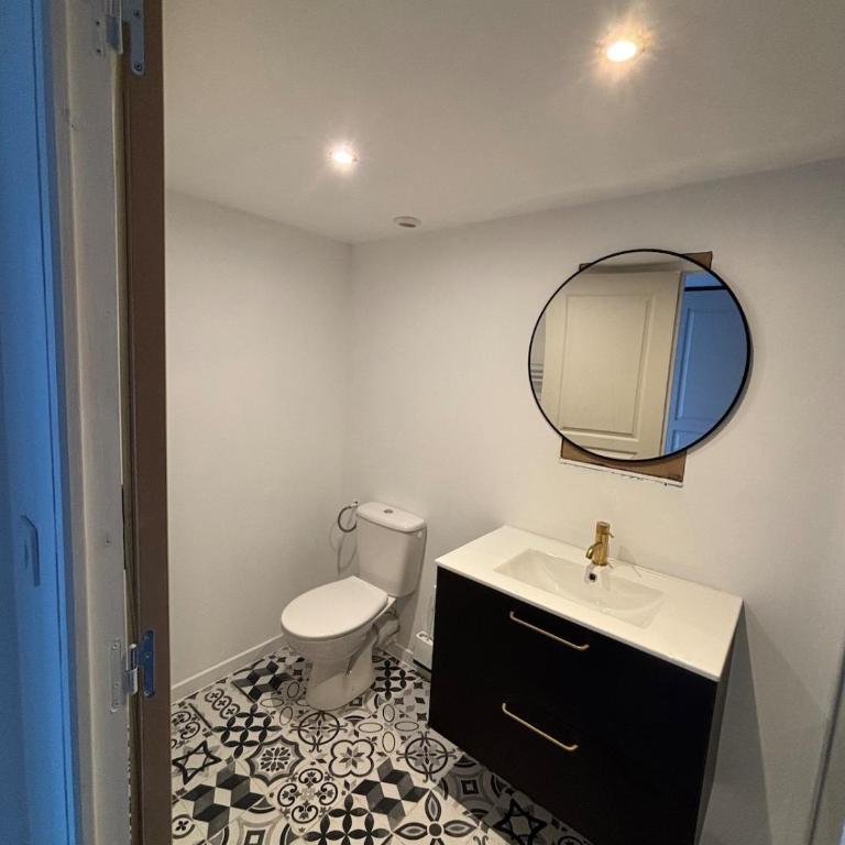 Villa en Duplex - Climatisée - Jardin - Parking - Proche de la mer à Sanary - Casa de 2 dormitorios - 6