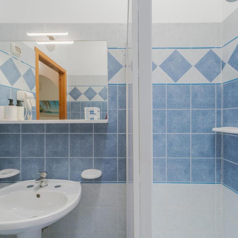Camping Villaggio Egad - Standard Quadruple Room - 18