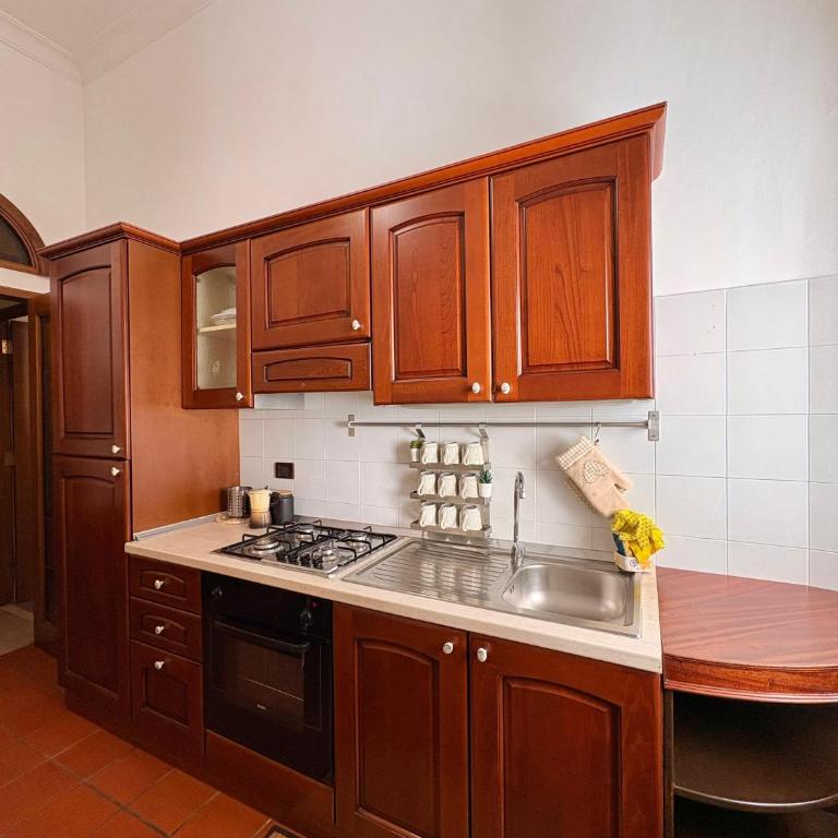 Monia Coliseum Apartment - Two-Bedroom Apartment - 8
