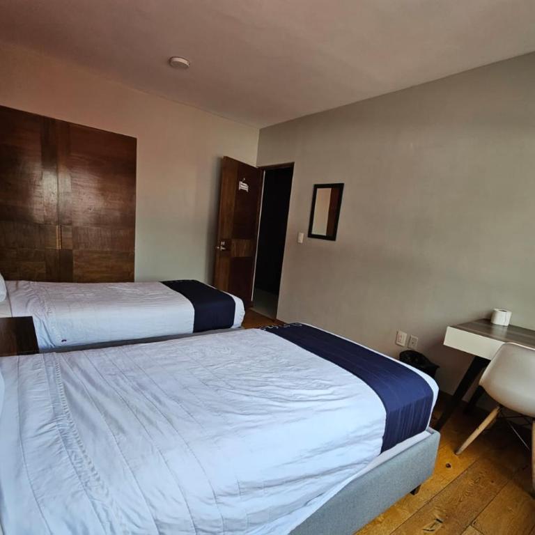 Singular Sócrates - Standard Double Room with Shared Bathroom - 8