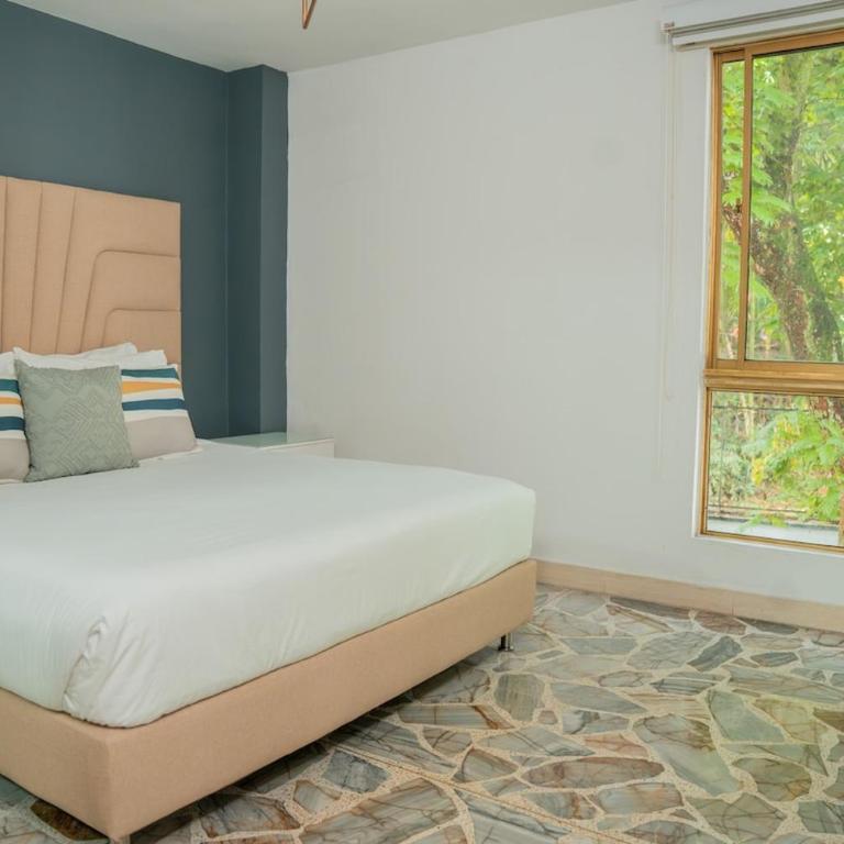 Exclusive Villa in Poblado 12 rooms 24 PPL - One-Bedroom Villa - 20