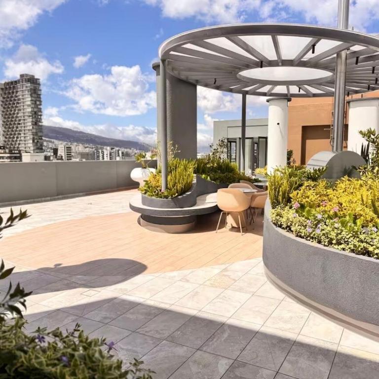 Hermoso studio con vista en Quito Edif Cielo - One-Bedroom Apartment - 3