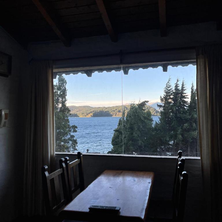 CABAÑA NAHUEL MAPU a 10 MINUTOS CERRO CATEDRAL - Apartamento de 1 dormitorio - 1