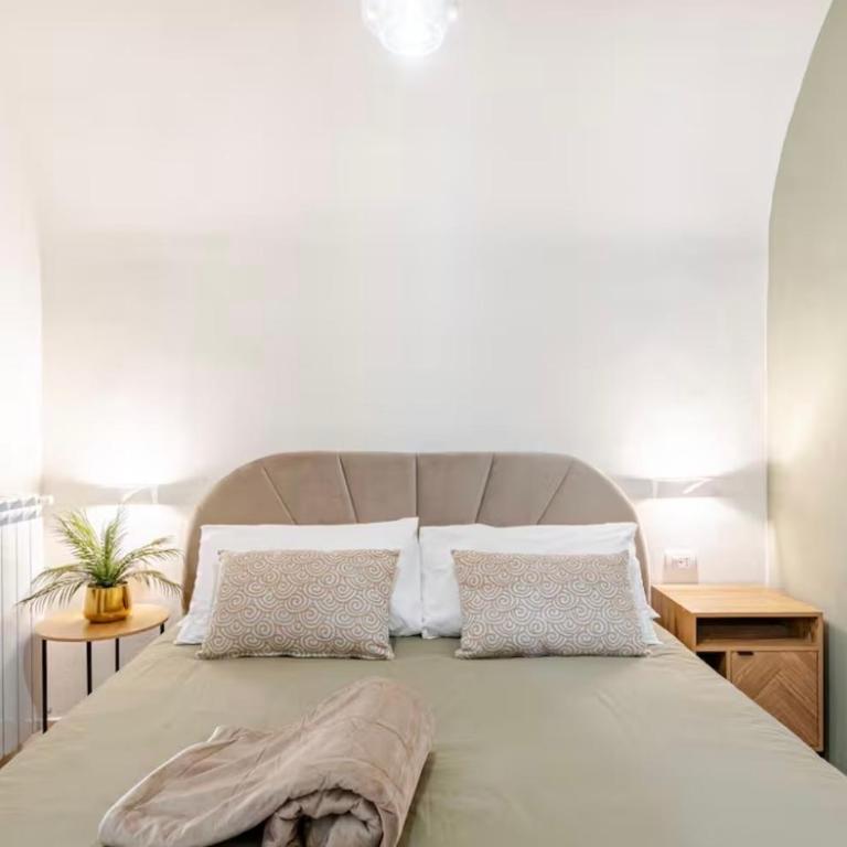 Domus Parthenope Comfort - Two-Bedroom Apartment - 18