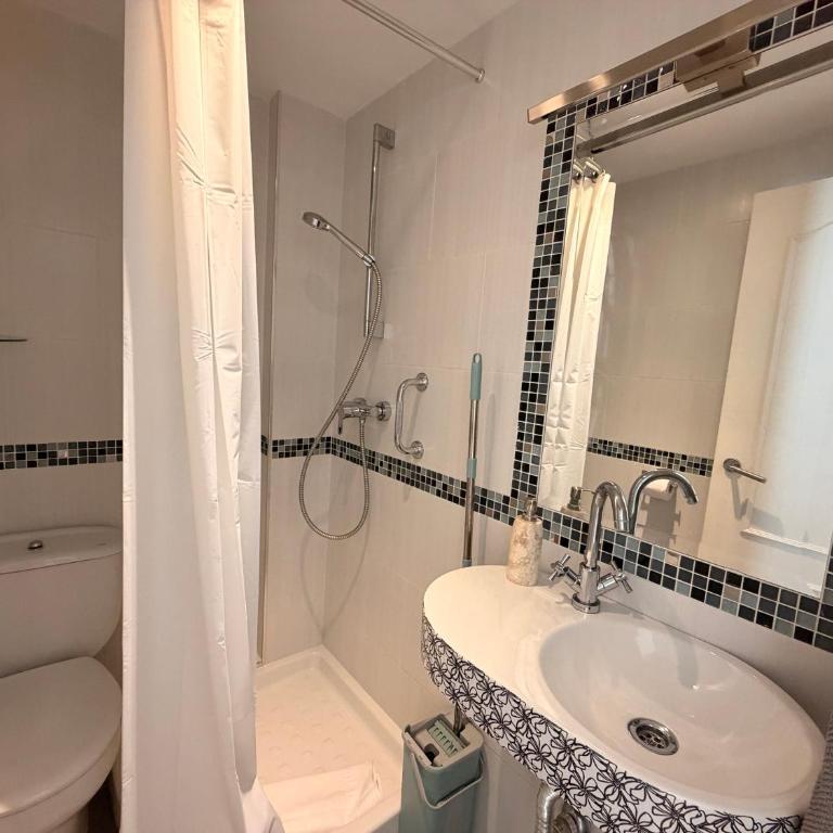 Castillo Sea Breeze Apartment - Apartamento de 3 dormitorios - 28